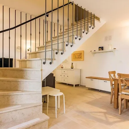 Vakantiehuis Gemuetliches Haus Medulin
