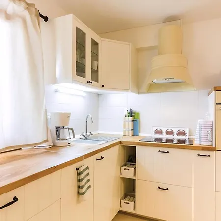 Vakantiehuis Gemuetliches Haus Medulin